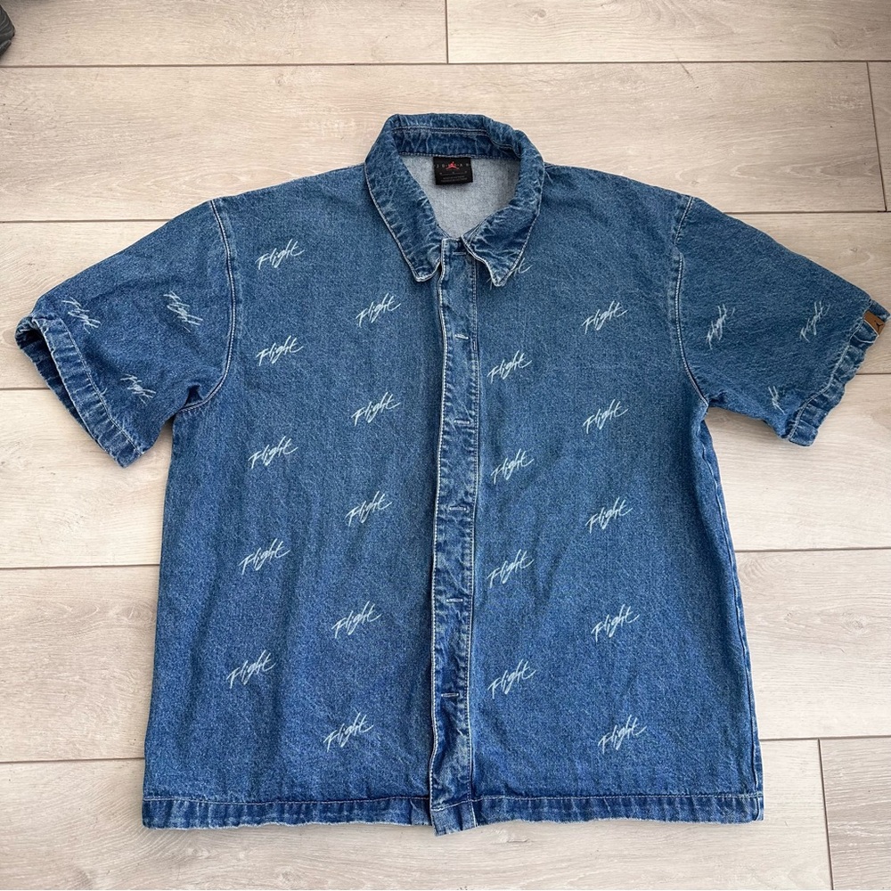 Nike Air Jordan Denim Shirt Men's M Unisex Short Sleeve Limited Edition